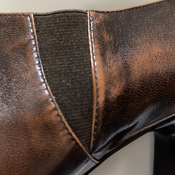 Nine West women’s brown square toed shoe, gently used sz 8.5 beautiful looking - Picture 8 of 11